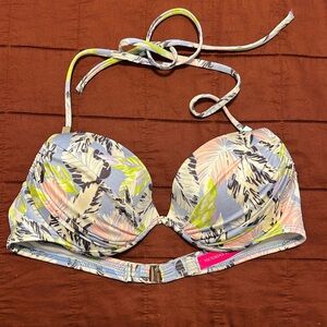 Victorias Secret swimsuit top. 32C
